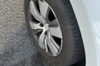 PEUGEOT 2008 1 PHASE 1 1.2 VTI - 12V