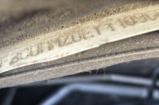 PEUGEOT 2008 1 PHASE 1 1.2 VTI - 12V