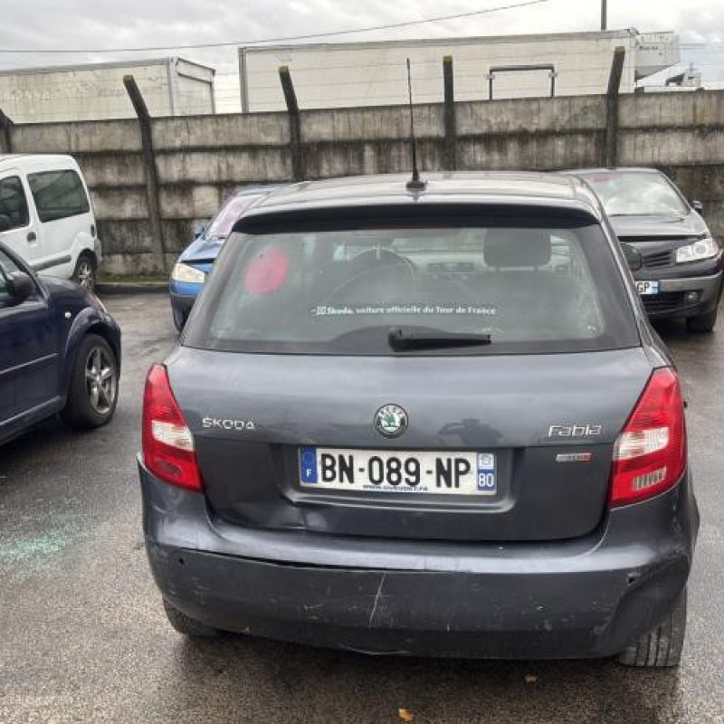 Serrure avant gauche SKODA FABIA 2 Photo n°9