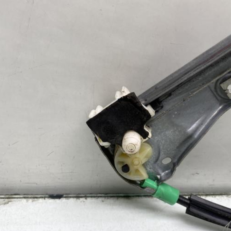 Leve vitre electrique avant gauche RENAULT CLIO 2 Photo n°2