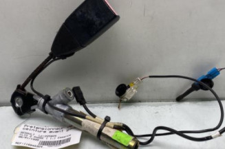 Pretensionneur de ceinture avant gauche RENAULT CLIO 2 Photo n°1