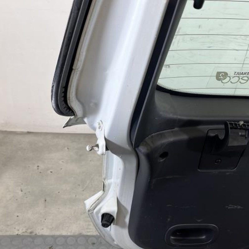 Malle/Hayon arriere RENAULT MODUS Photo n°9