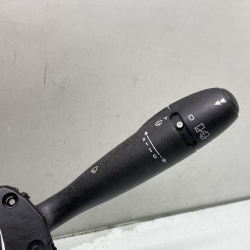 Com (Bloc Contacteur Tournant+Commodo Essuie Glace+Commodo Phare) CITROEN C3 1 Photo n°4