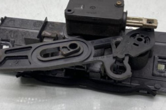 Bouton de coffre PEUGEOT 206