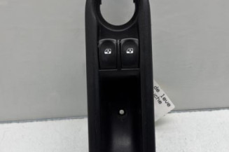 Interrupteur de leve vitre avant gauche RENAULT CLIO 3 Photo n°1