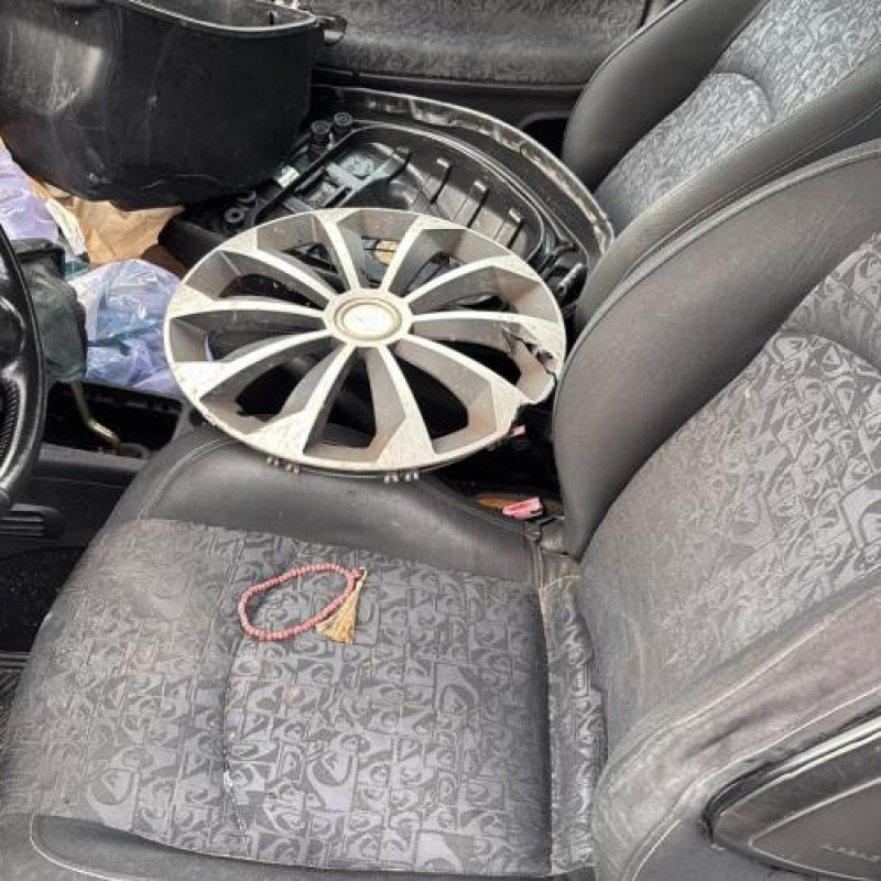 Anti brouillard gauche (feux) PEUGEOT 206 Photo n°13