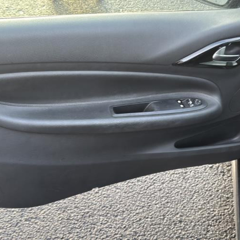 Capot CITROEN DS3 Photo n°18