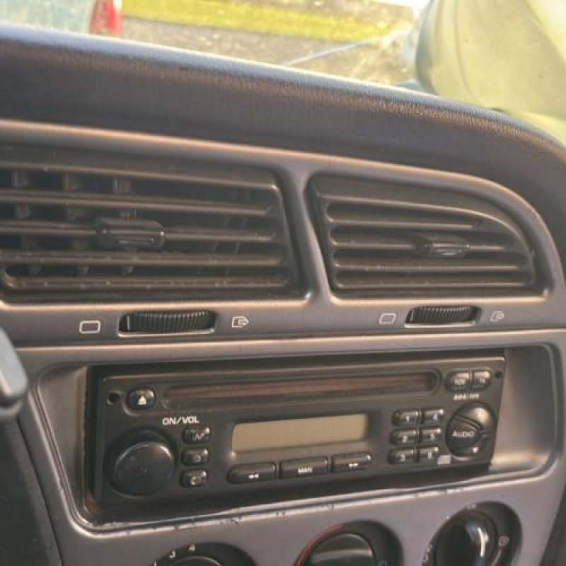 Custode arriere gauche (porte) PEUGEOT 306 Photo n°16