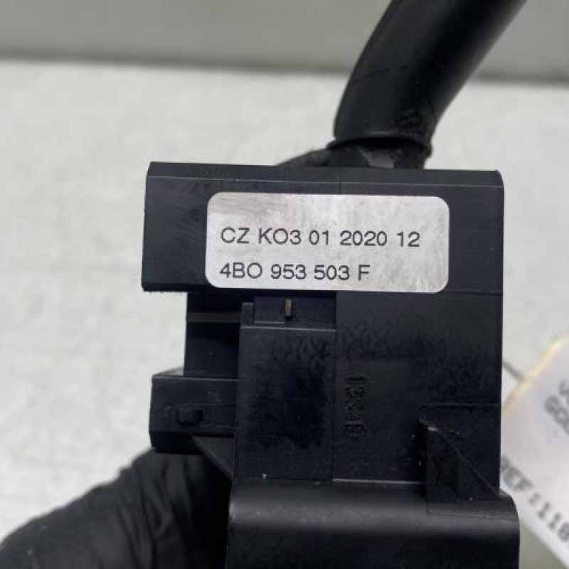 Commodo d'essuie glaces VOLKSWAGEN GOLF 4 Photo n°5