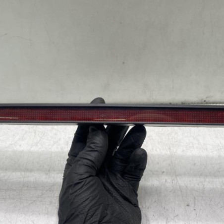 Feu arriere stop central VOLKSWAGEN GOLF 4 Photo n°1