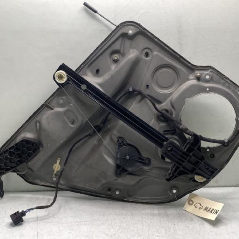 Leve vitre electrique arriere droit VOLKSWAGEN GOLF 4 Photo n°5