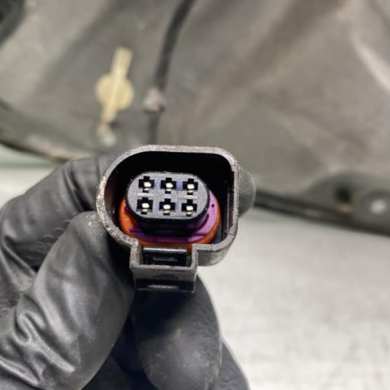 Leve vitre electrique arriere droit VOLKSWAGEN GOLF 4 Photo n°6