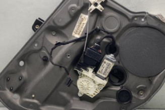 Leve vitre electrique arriere gauche VOLKSWAGEN GOLF 4 Photo n°1
