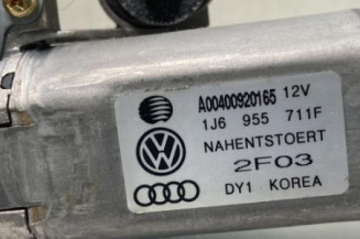 Moteur essuie glace arriere VOLKSWAGEN GOLF 4
