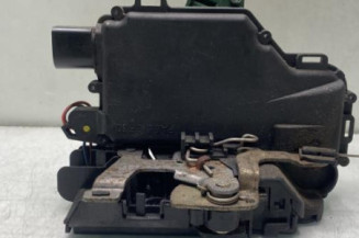 Serrure arriere gauche VOLKSWAGEN GOLF 4 Photo n°1