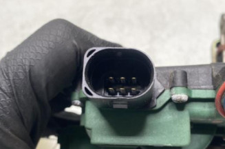 Serrure arriere gauche VOLKSWAGEN GOLF 4