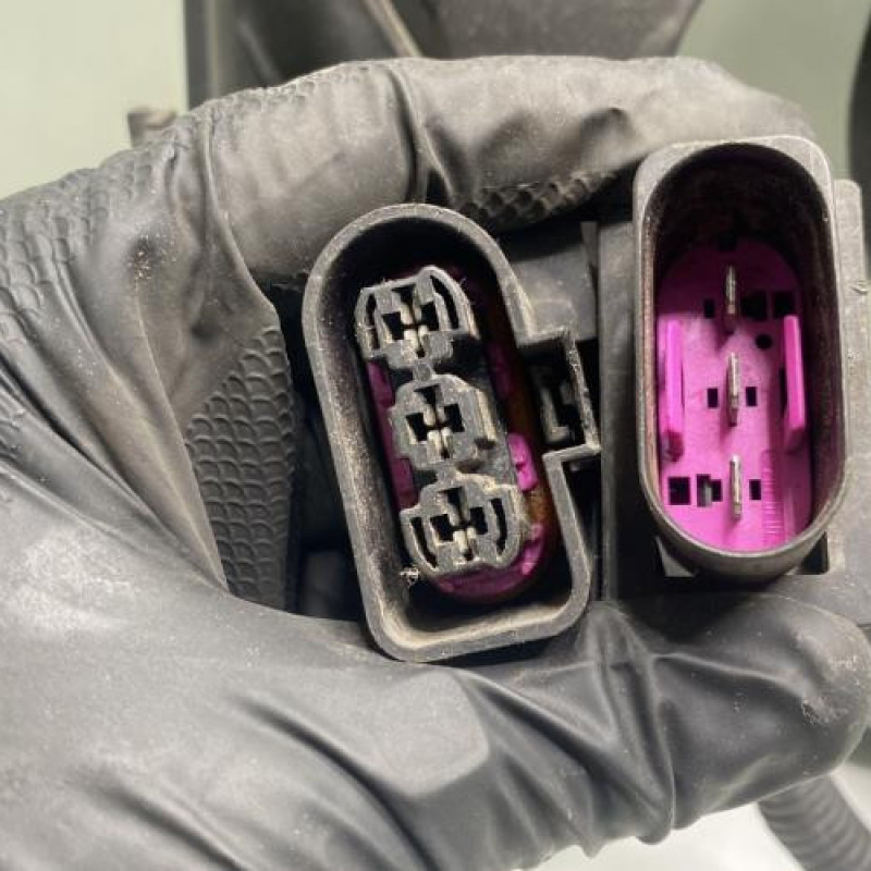 Moto ventilateur radiateur VOLKSWAGEN GOLF 4 Photo n°7