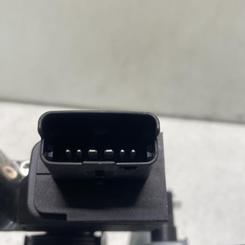 Leve vitre electrique avant gauche CITROEN C3 3 Photo n°6