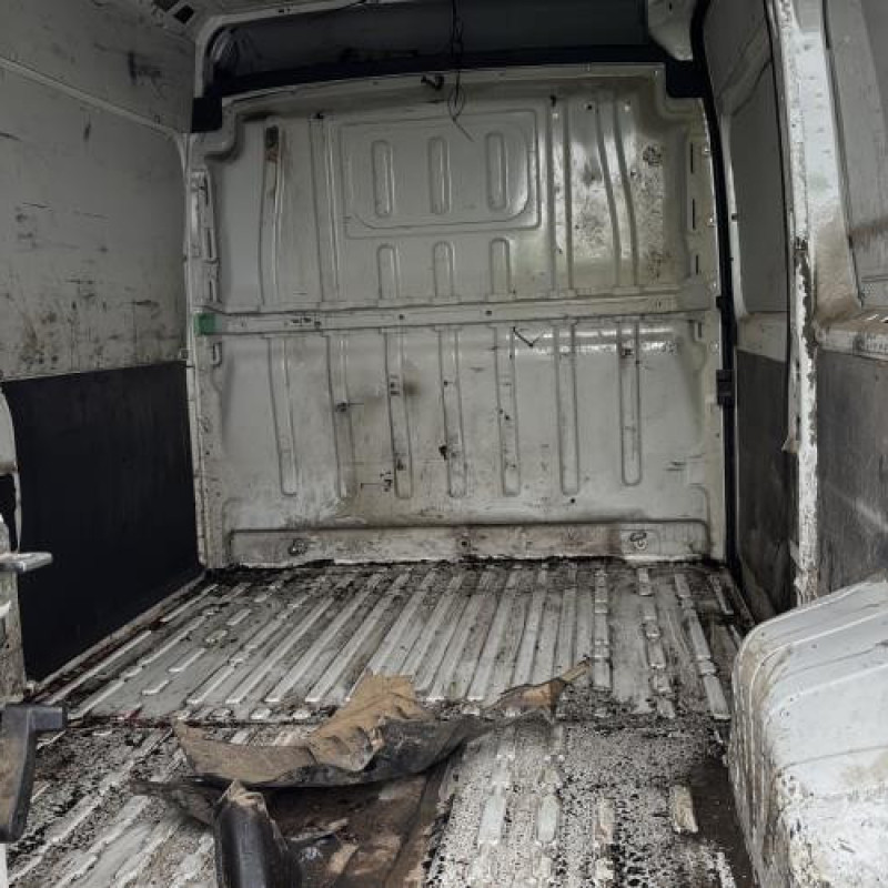 Custode avant gauche (porte) CITROEN JUMPER 3 Photo n°9