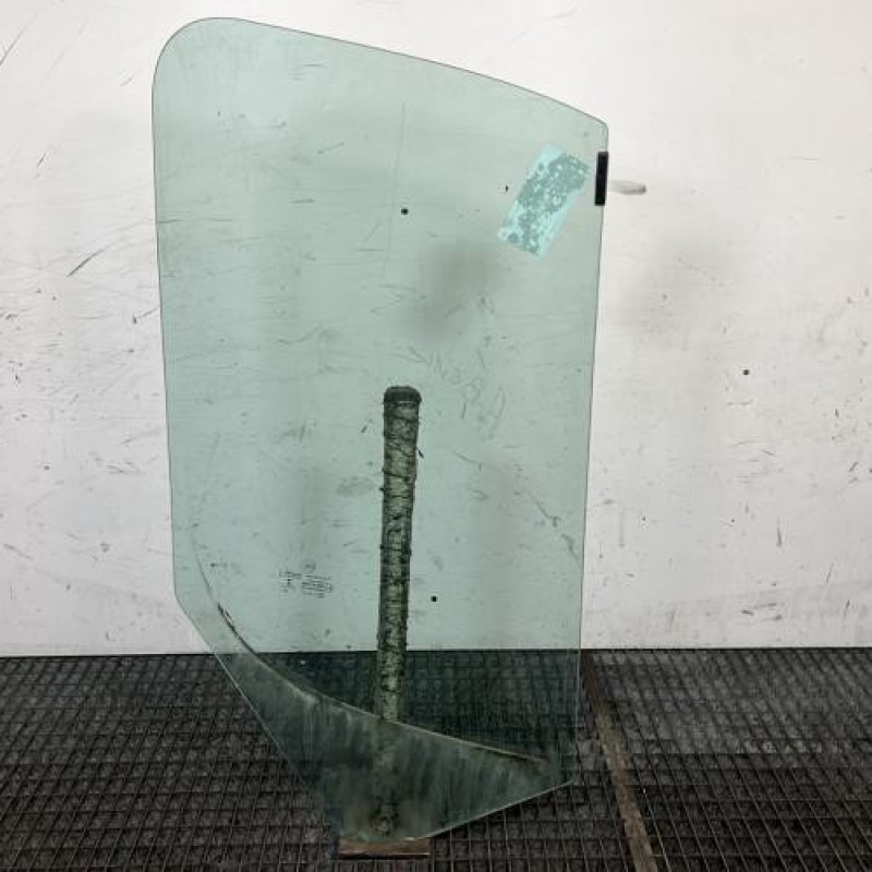 Vitre avant gauche CITROEN JUMPER 3 Photo n°4