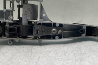 Poignee porte avant gauche PEUGEOT 208 1