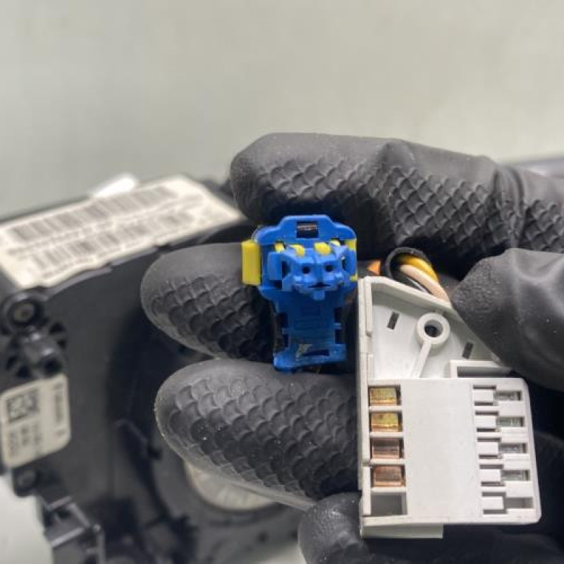 Com (Bloc Contacteur Tournant+Commodo Essuie Glace+Commodo Phare) PEUGEOT 208 1 Photo n°8