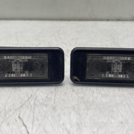 Eclairage de plaque PEUGEOT 208 1 Photo n°1