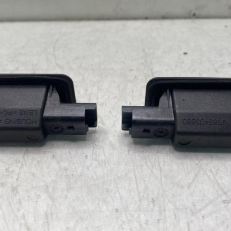 Eclairage de plaque PEUGEOT 208 1