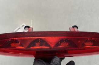 Feu arriere stop central PEUGEOT 208 1