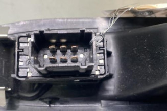 Interrupteur de leve vitre avant droit PEUGEOT 208 1