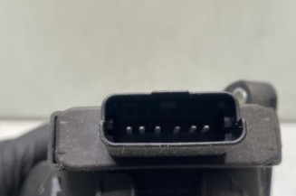 Pedale d'accelerateur PEUGEOT 208 1