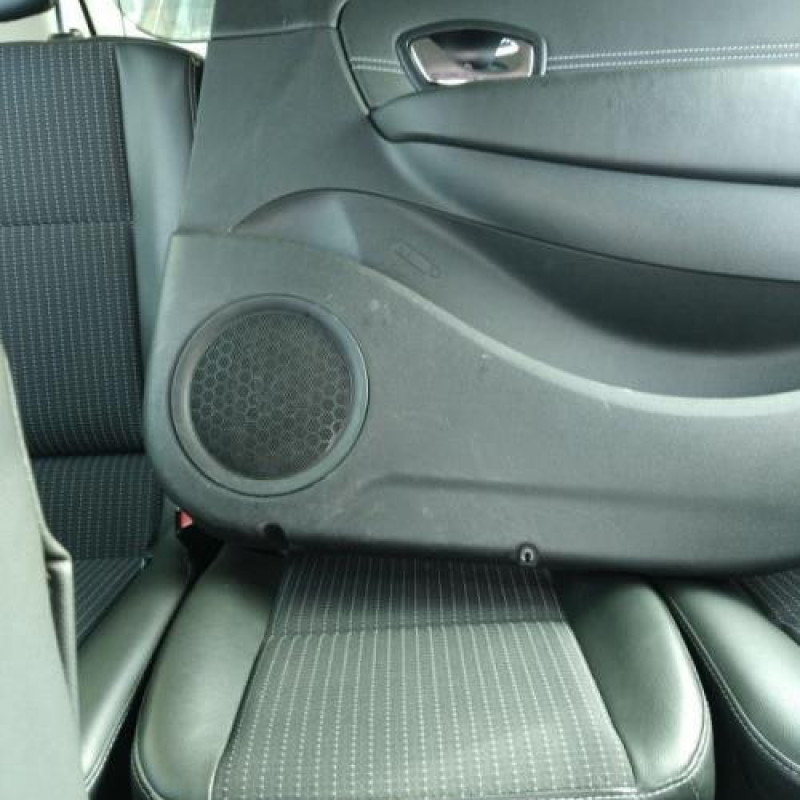 Pare choc arriere RENAULT SCENIC 3 Photo n°14