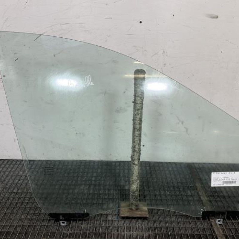 Vitre avant droit RENAULT SCENIC 3 Photo n°1