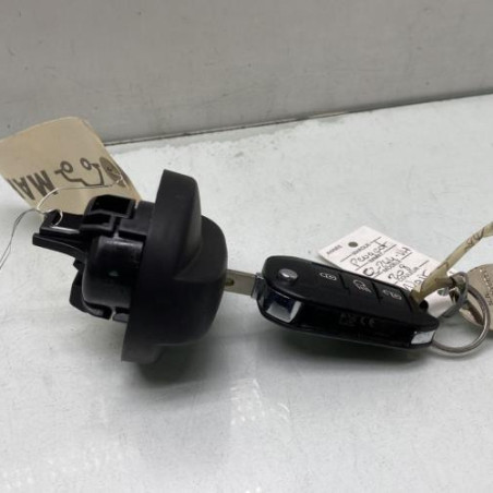 Bouchon de carburant PEUGEOT 208 1