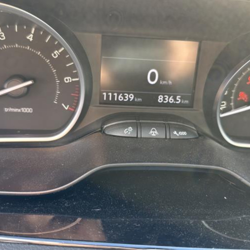 Bouchon de carburant PEUGEOT 208 1 Photo n°20