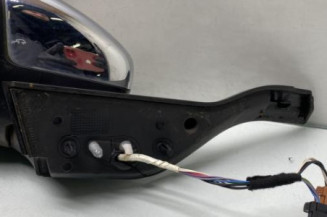 Retroviseur gauche PEUGEOT 208 1