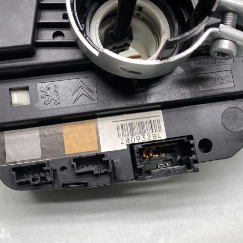 Com (Bloc Contacteur Tournant+Commodo Essuie Glace+Commodo Phare) PEUGEOT 208 1 Photo n°7