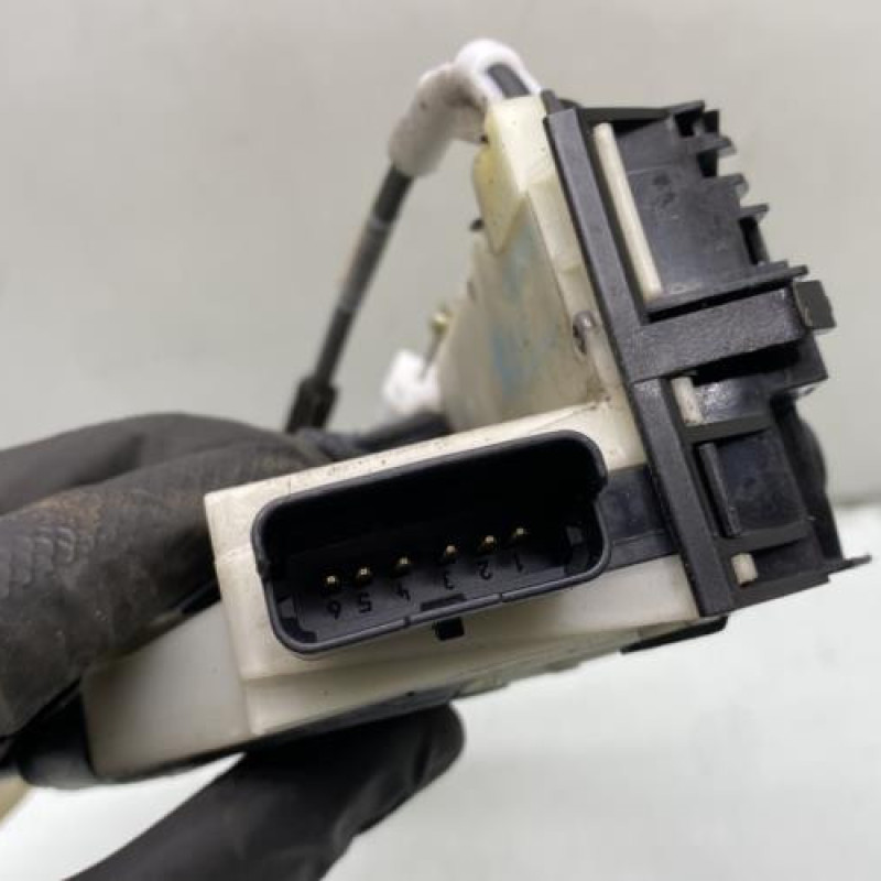 Serrure avant gauche PEUGEOT 208 1 Photo n°5