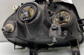 Optique avant principal gauche (feux)(phare) RENAULT CLIO 2