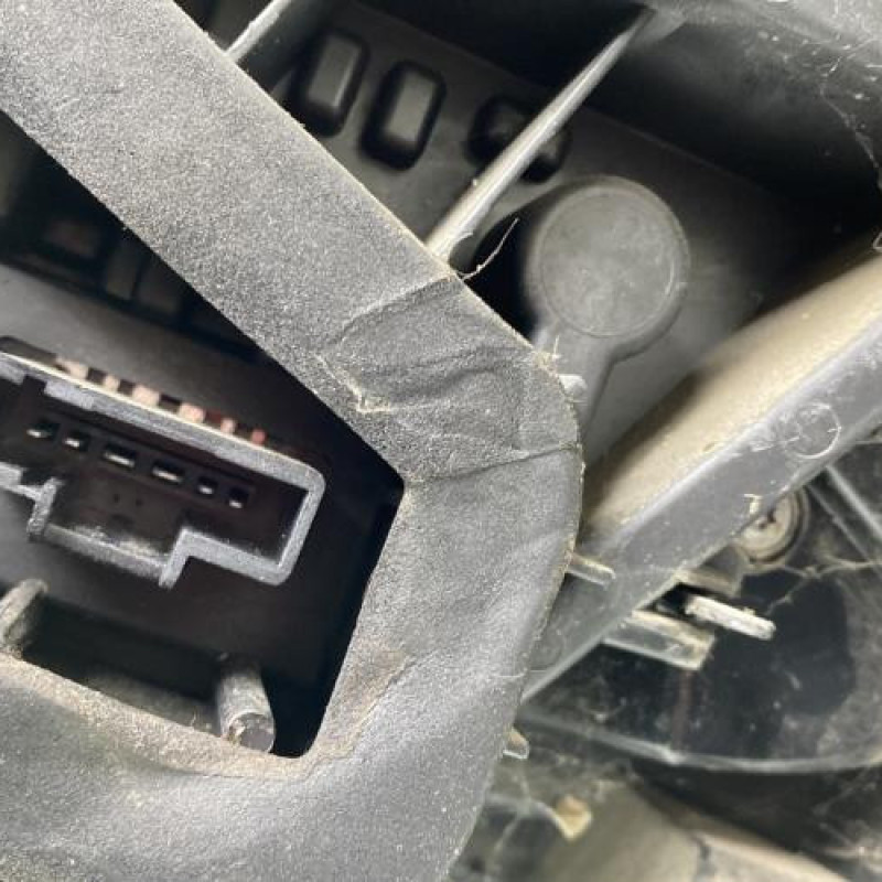 Feu arriere principal gauche (feux) DACIA SANDERO 2 Photo n°5