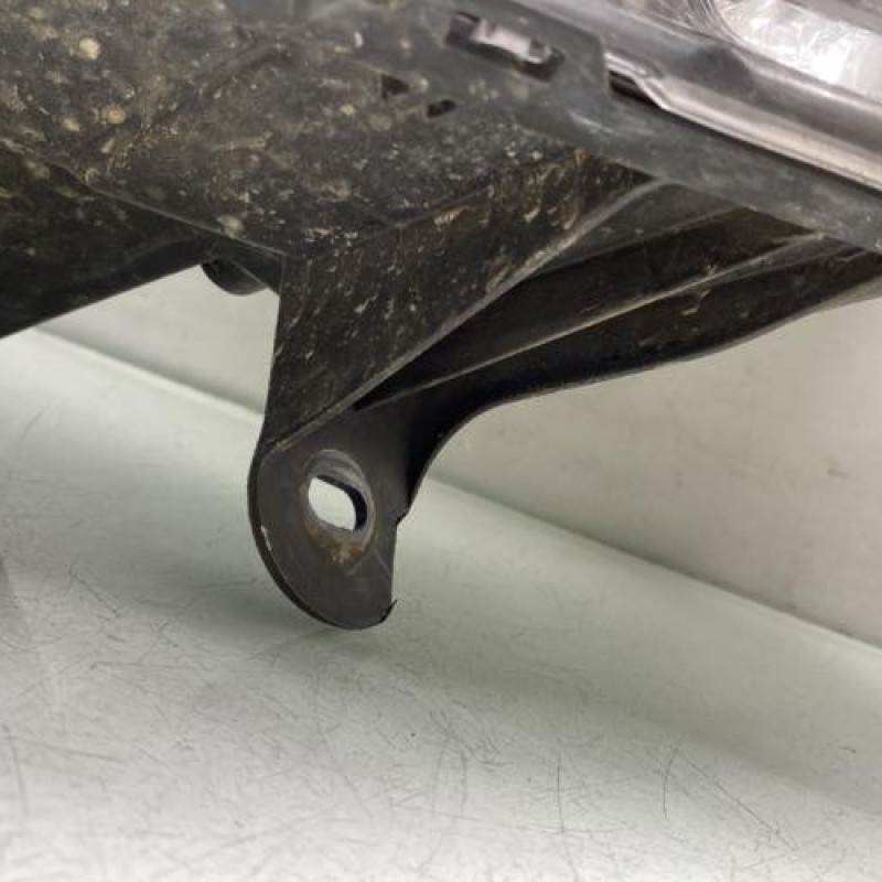 Optique avant principal droit (feux)(phare) DACIA SANDERO 2 Photo n°3