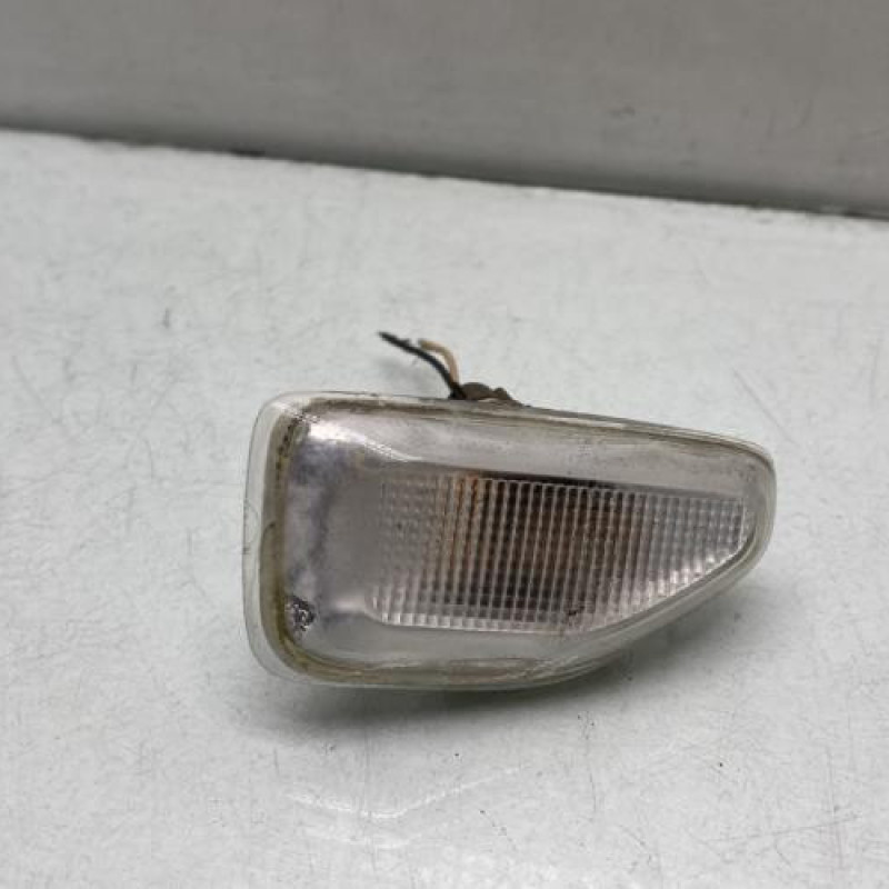 Repetiteur clignotant avant droit  (Feux) DACIA SANDERO 2 Photo n°1