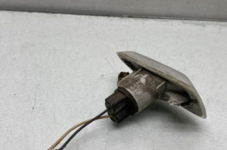 Repetiteur clignotant avant droit  (Feux) DACIA SANDERO 2