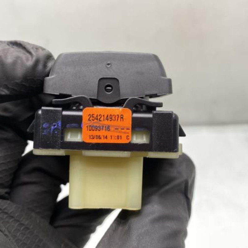 Interrupteur de leve vitre avant droit DACIA SANDERO 2 Photo n°4