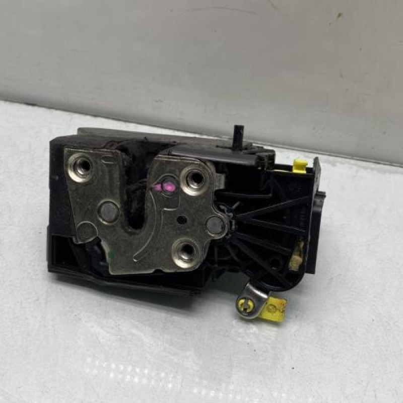 Serrure arriere gauche DACIA SANDERO 2 Photo n°1