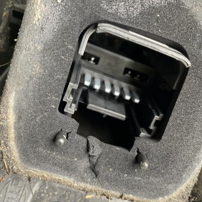 Feu arriere principal droit (feux) RENAULT SCENIC 2 Photo n°3