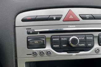 Anti brouillard gauche (feux) PEUGEOT 308 1