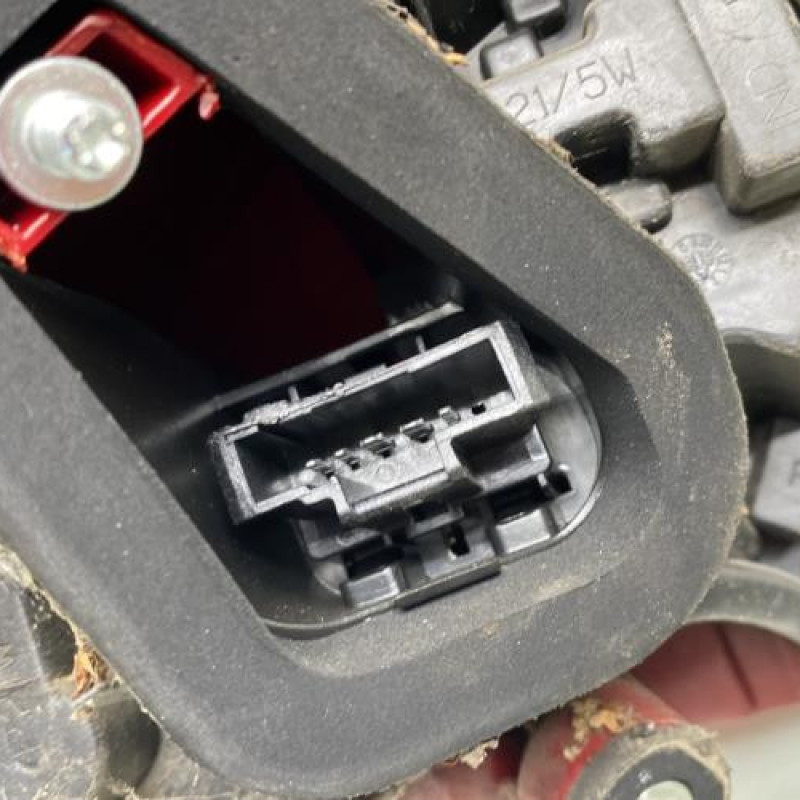 Feu arriere principal droit (feux) PEUGEOT 308 1 Photo n°3