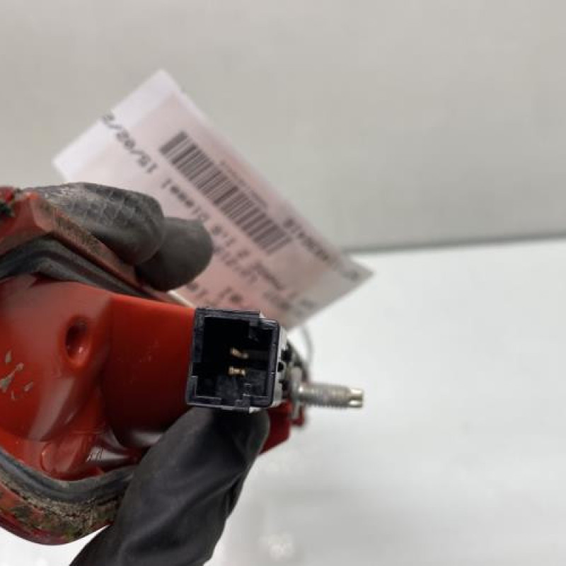 Feu arriere stop central PEUGEOT 308 1 Photo n°3