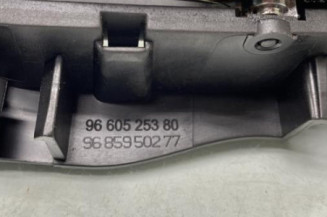 Poignee interieur avant droit PEUGEOT 308 1